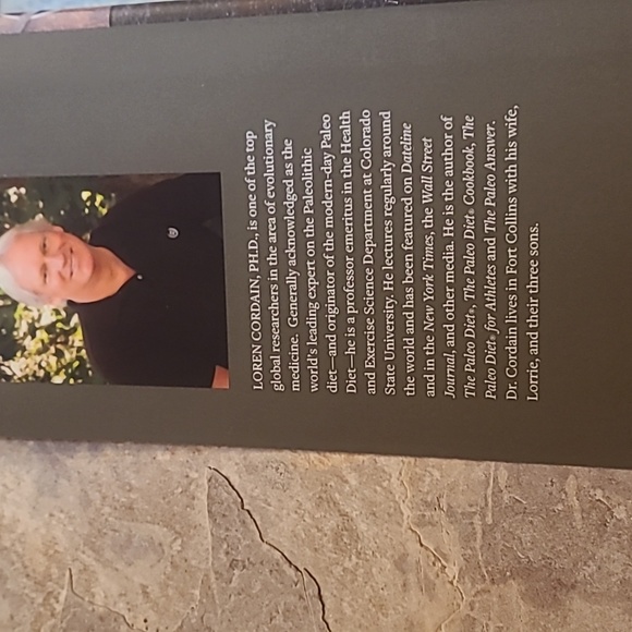 The Real Paleo Diet Cookbook - Picture 4 of 4